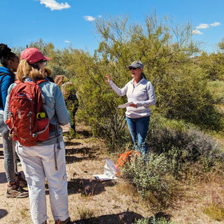 Jennifer Ribaudo leading a medicinal plant walk in Arizona